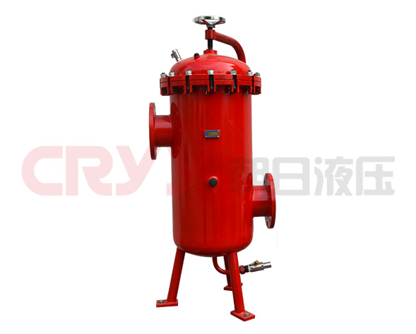 DRLF系列大流量回油過(guò)濾器的濾芯采用化纖過(guò)濾材質(zhì),具有過(guò)濾精度高、通油能力大、原始?jí)毫π　⒓{污量大等優(yōu)點(diǎn)，并裝有壓差發(fā)訊器及旁通閥，當(dāng)濾芯堵塞到進(jìn)出口壓差為0…